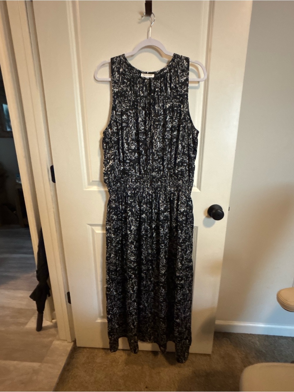 Prologue Black and White Sleeveless Printed Maxi Dress
